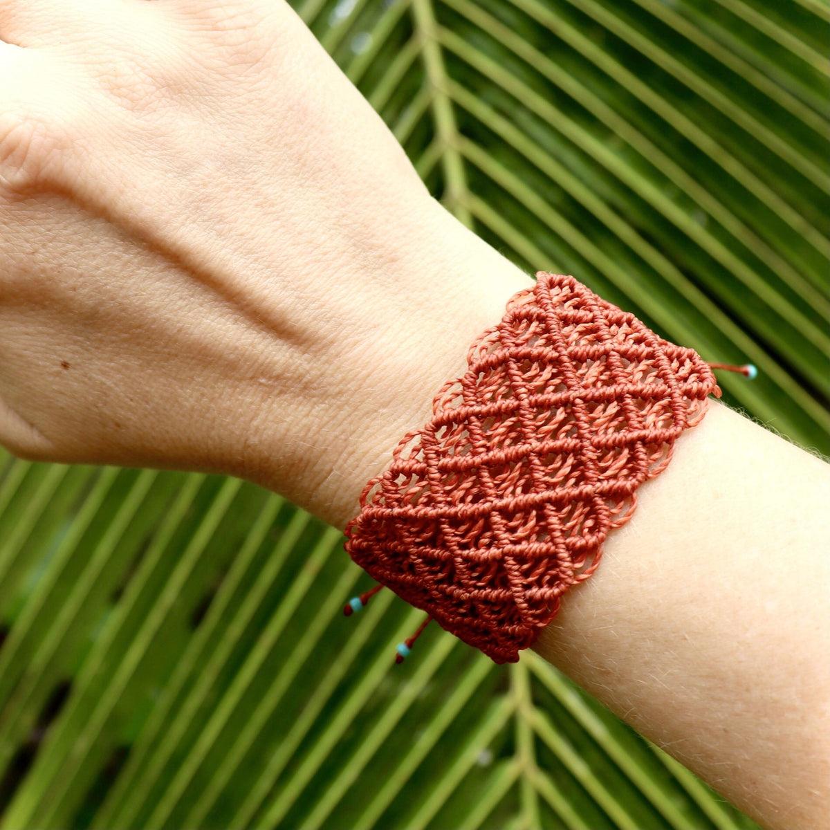 Breites Makramee Armband Muster