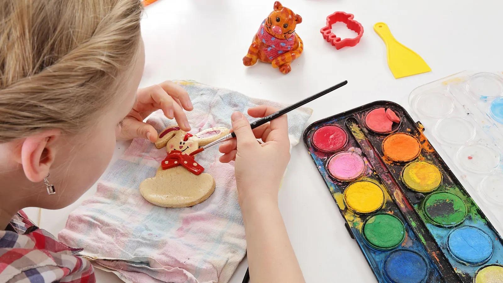 Bemalte Salzteig Figuren Kinder