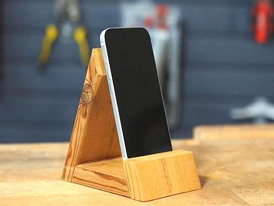 Handyhalterung aus Holz DIY