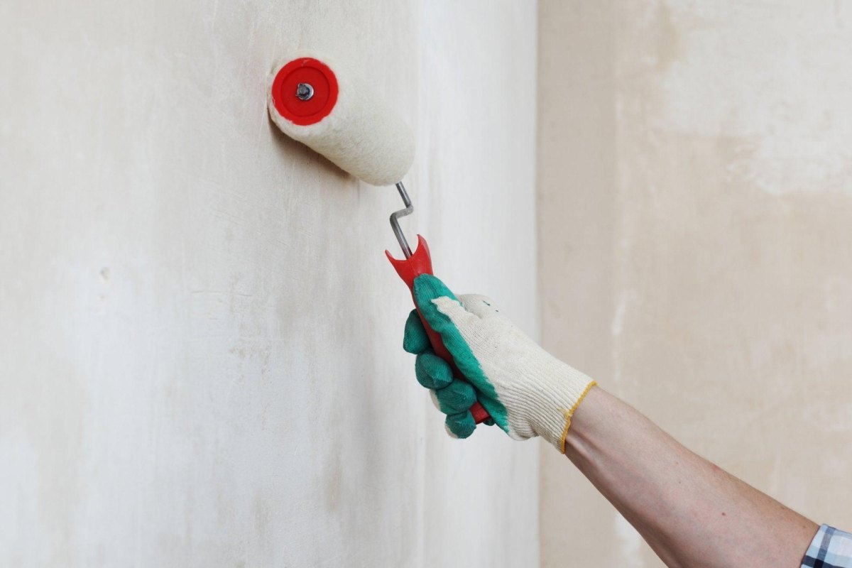 Vorbereitete Wand vor Anstrich